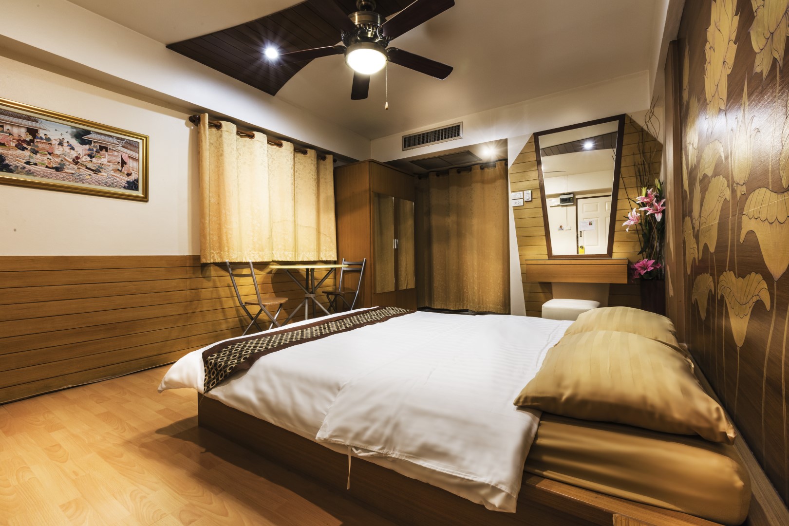 ห้องมาตรฐาน C707 (Standard Corner)